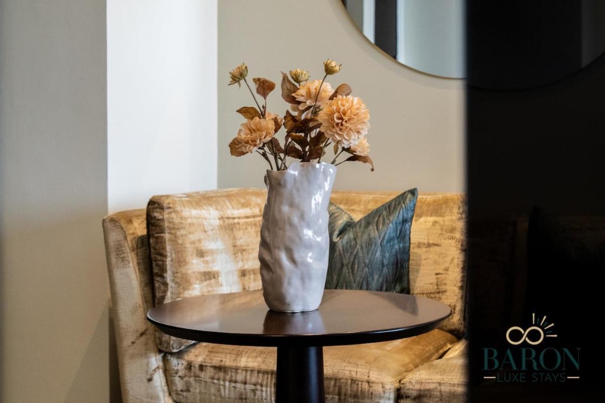 Classy Emaar Residences Marina Dubai