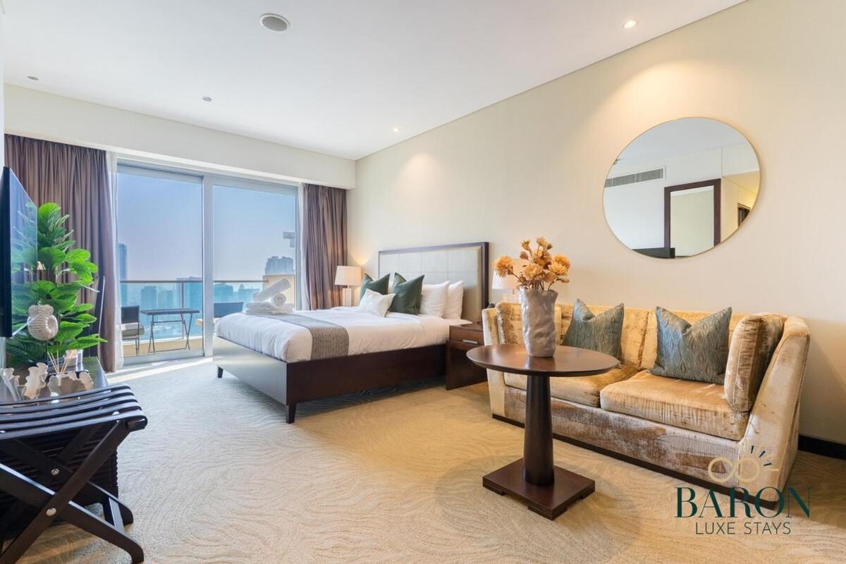 Classy Emaar Residences Marina Dubai